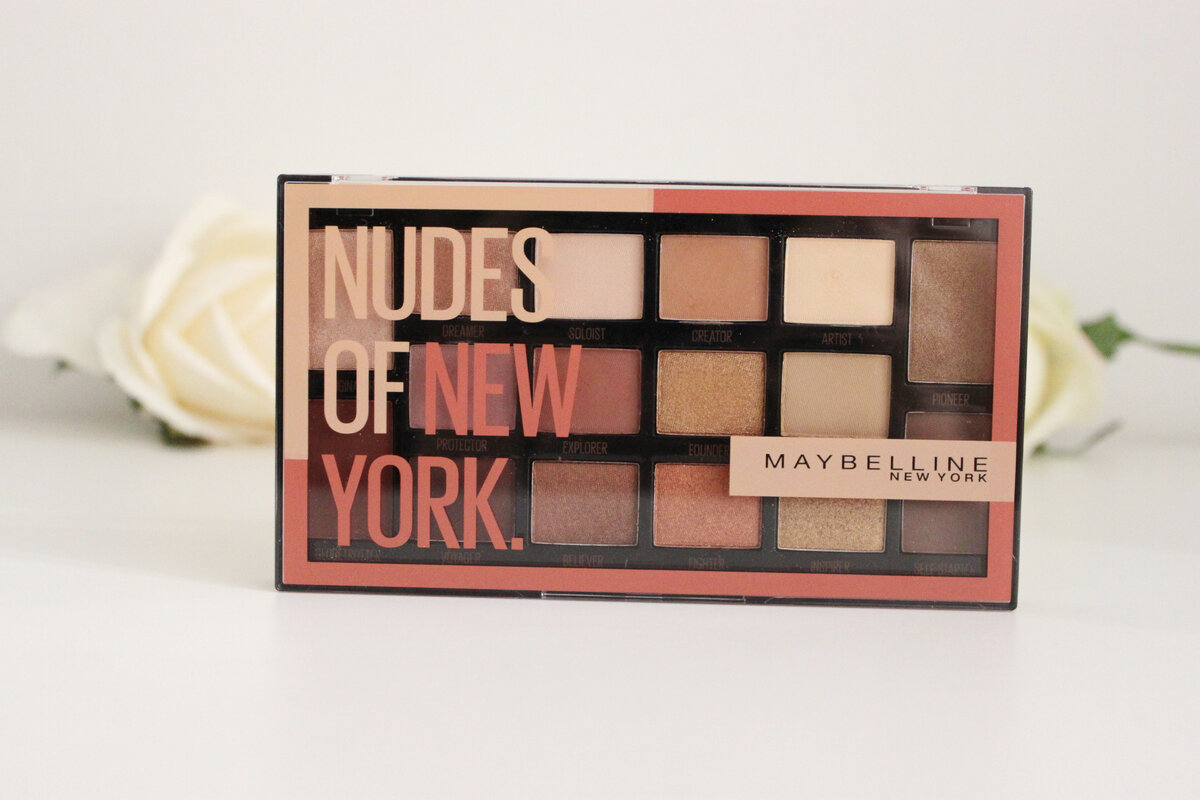 Палетка теней Maybelline Nudes of New York. 