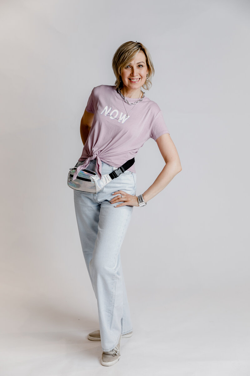 Фото автора. Мой очередной эксперимент с джинсами. Я люблю разнообразный стиль.