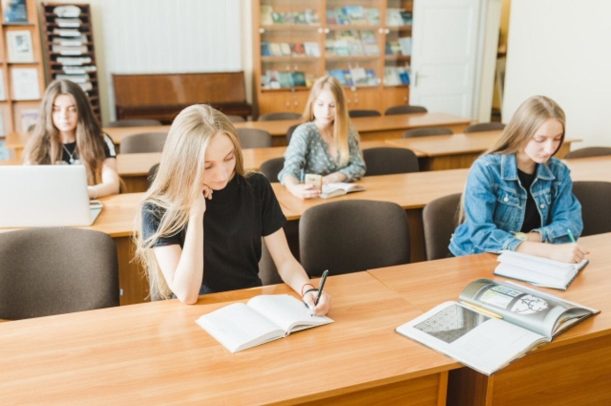    Рособрнадзор сообщил о планах перевести системы ЕГЭ на отечественное ПО