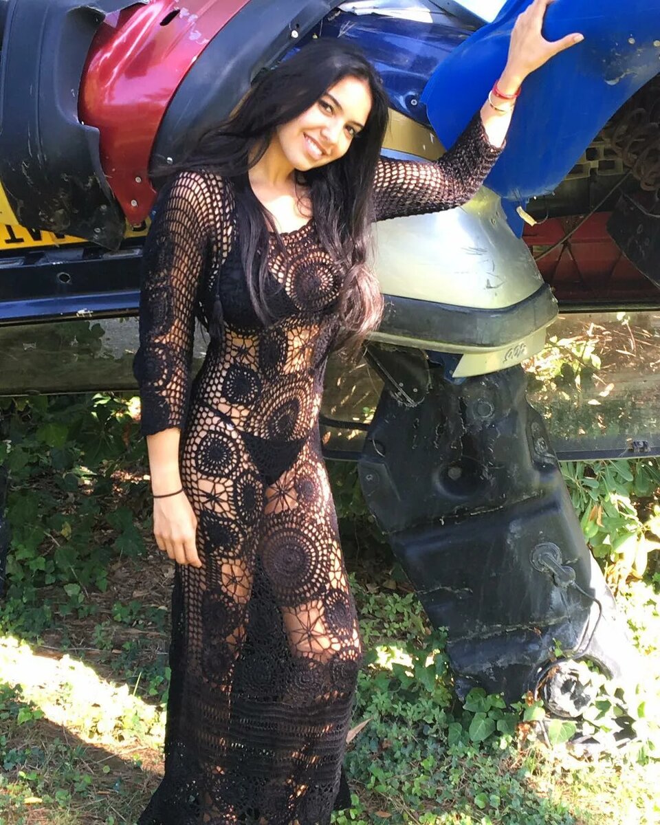 Нур Альфалла, подруга актера и мать его сына Романа