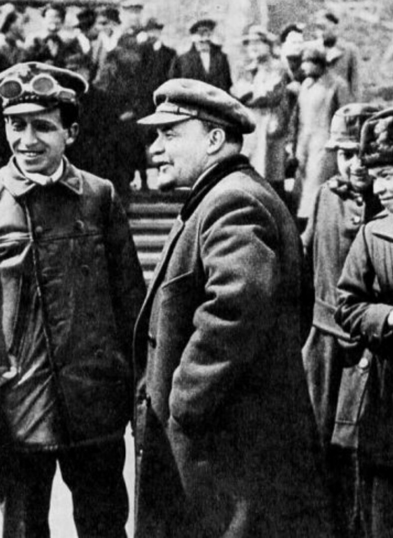С.К. Гиль и В.И. Ленин