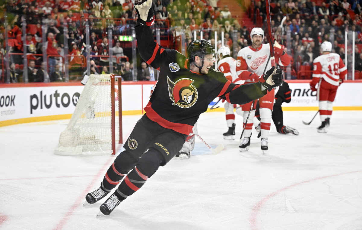    Нападающий "Оттавы" Дрейк Батерсон  EPA-EFE/Henrik Montgomery