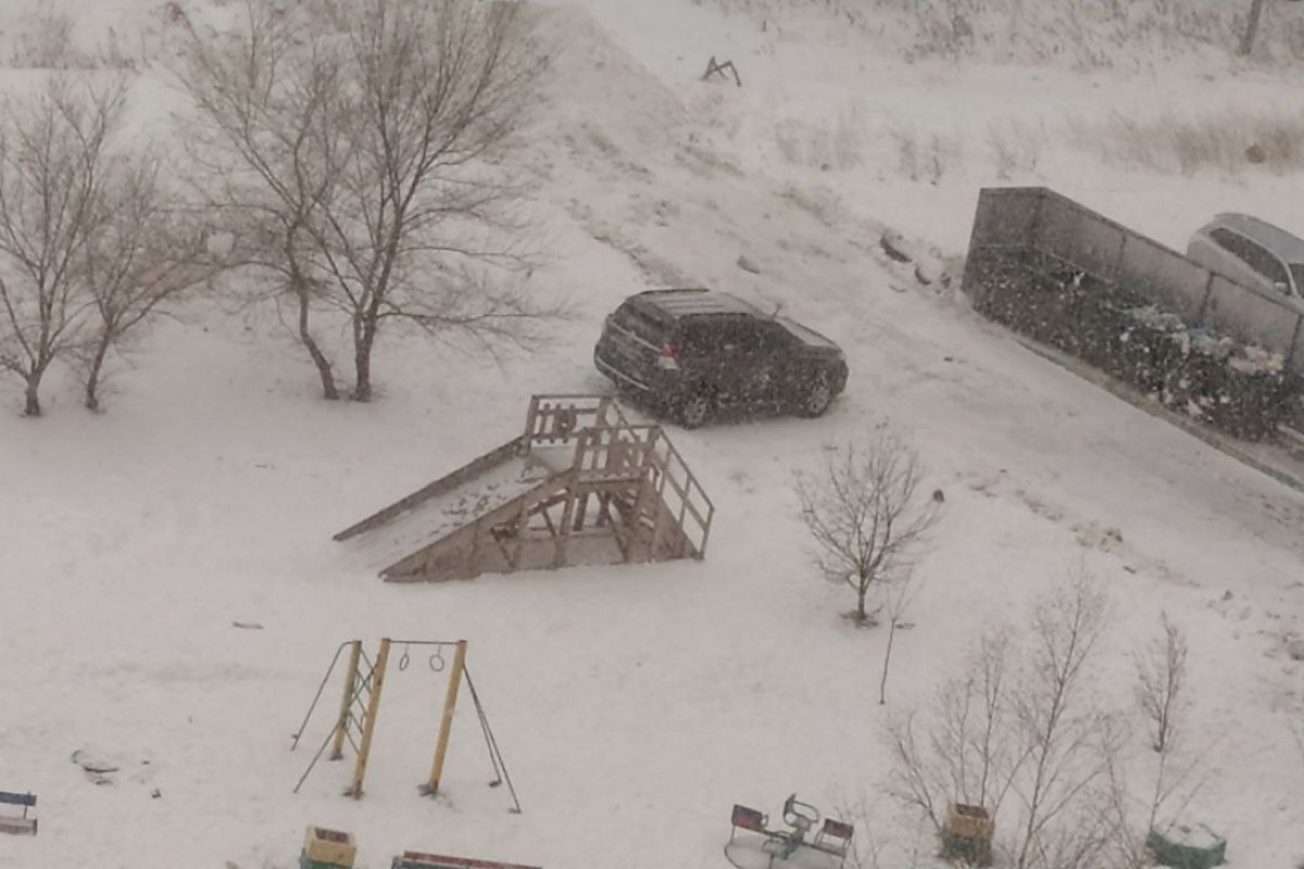    Снежный циклон обрушился на Хабаровск