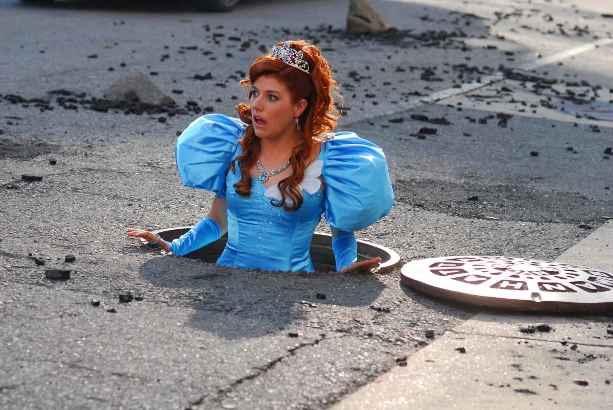 Кадр из фильма "Нереальный блокбастер (2008)"