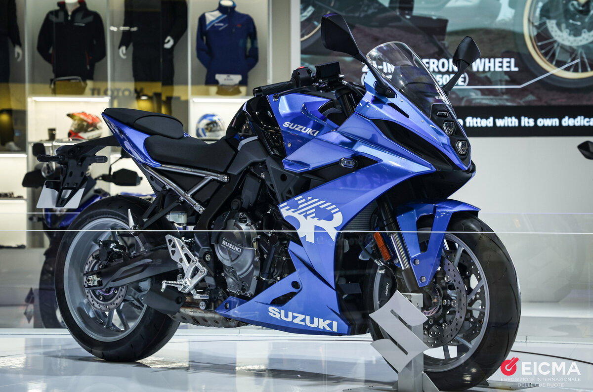 Мотовыставка Suzuki 2015