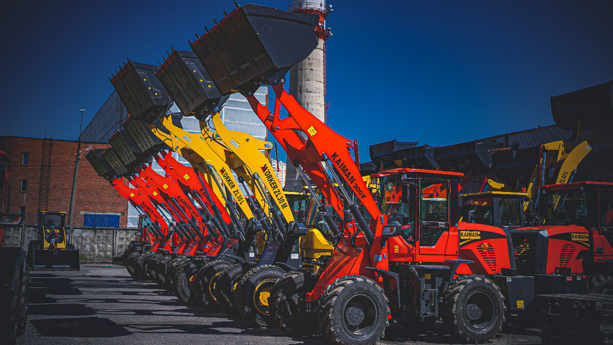 Фронтальные погрузчики WORKER