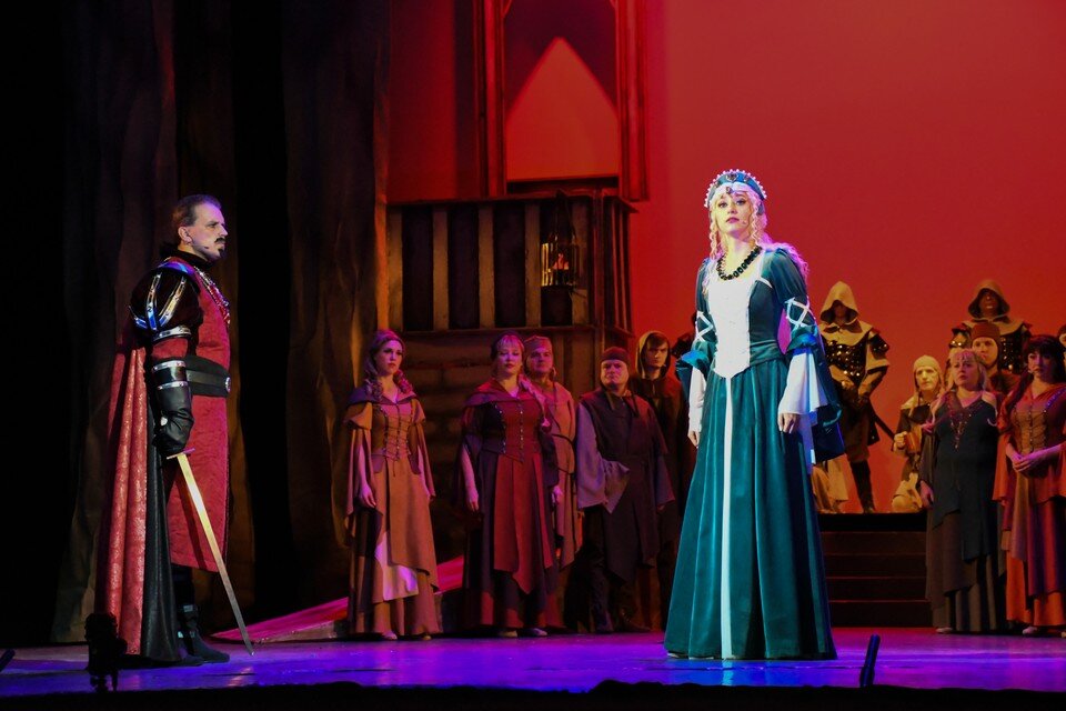    Премьера спектакля "Робин Гуд" Геннадий БИСЕНОВ