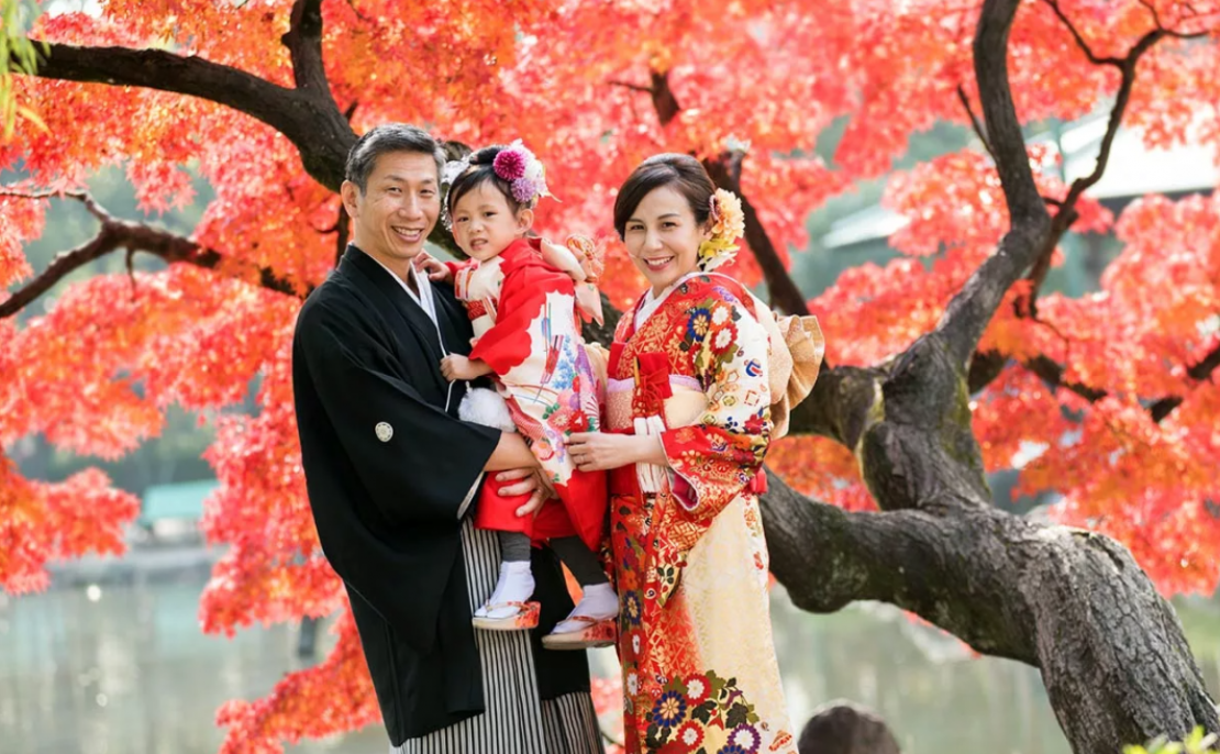 Семейные традиции Японии. Японская семья. Семейные японские традиции. Традиционная японская семья. Японски реально мама