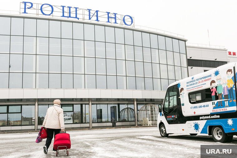    Рейсы в тюменский аэропорт задерживаются на несколько часов