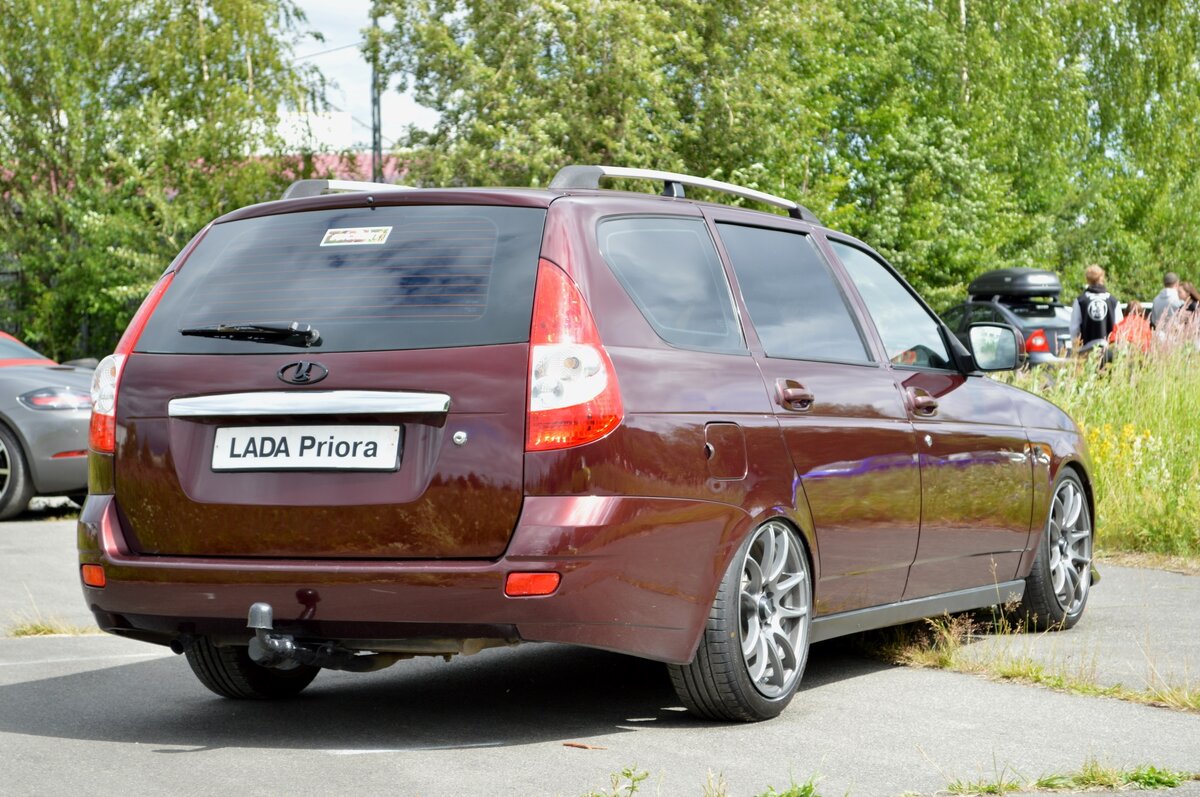 Рейтинг популярности автомобилей Lada по моделям за всю историю завода |  Лучшее из автомобильной истории | Дзен