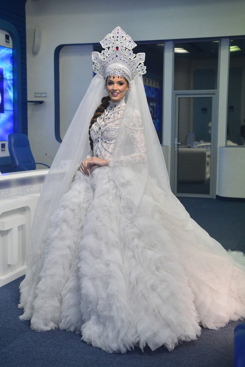 Маргарита надеется забрать награду в конкурсе национальных костюмов. Фото: Global Look Press
