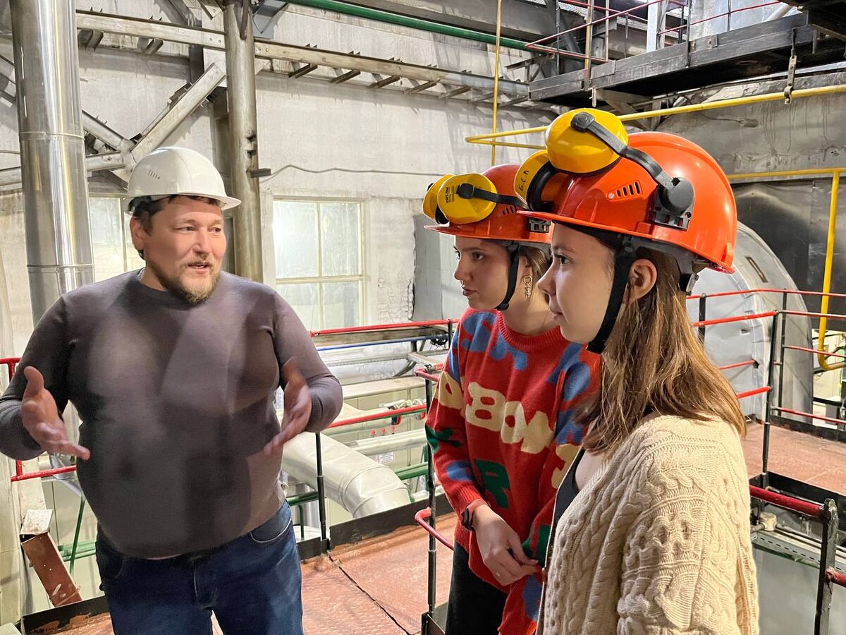    Сургутским школьникам провели экскурсию по котельной СГМУП «ГТС»