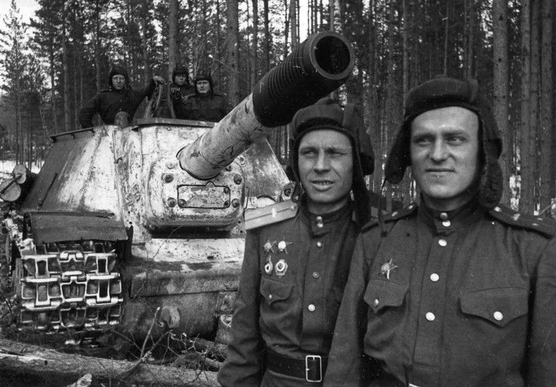 Ису фото военных лет