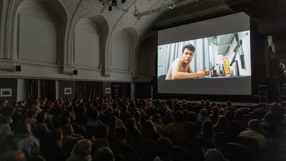     В музейном центре «Площадь Мира» 25 и 26 ноября пройдет фестиваль короткометражного кино Makers of Siberia Film Festival — будут показывать фильмы режиссеров из городов Сибири.