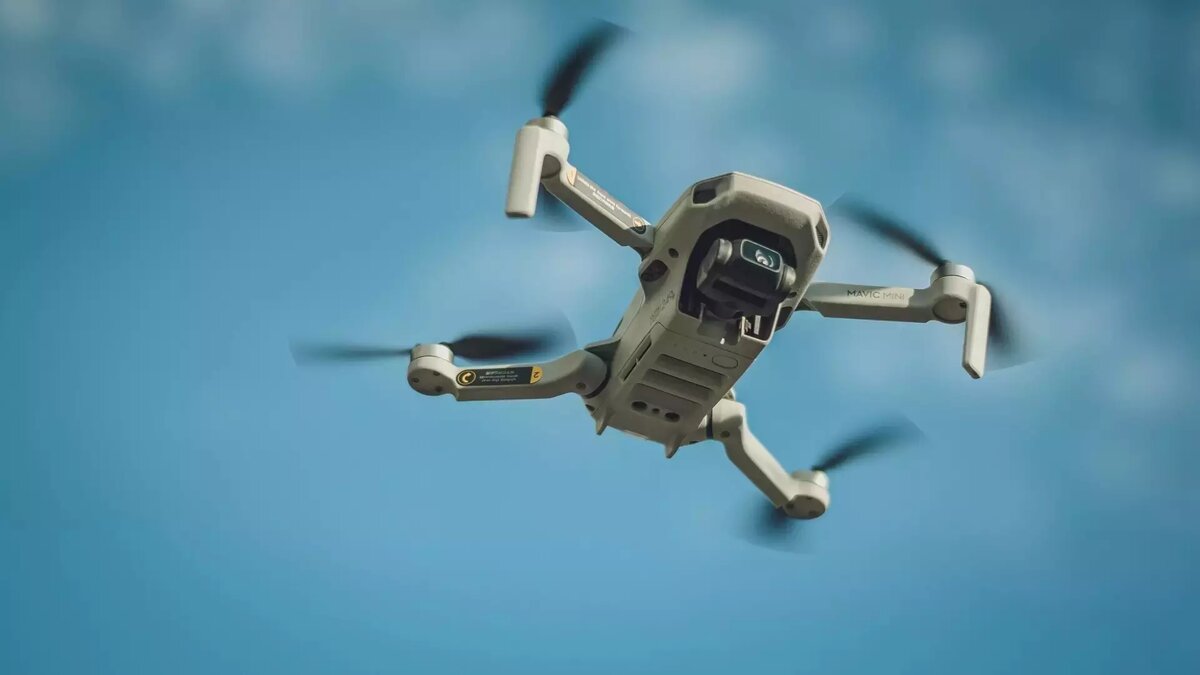     18 случаев несанкционированного использования беспилотных летательных аппаратов зарегистрировано на территории Нижегородской области в 2023 году. Такие цифры предоставили в пресс-службе регионального УМВД.