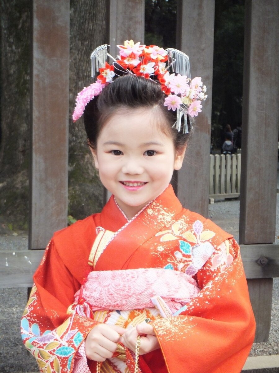 Children japan. Сити-го-Сан праздник детей в Японии. Лети на японском. Японцы дети. Праздник детей в Японии.