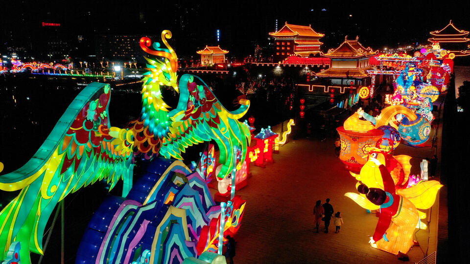 как встречать новый 24 год дракона. фестиваль фонарей в китае 2021. праздник фонарей в китае дракон. новый год 2024. новый год в китае.