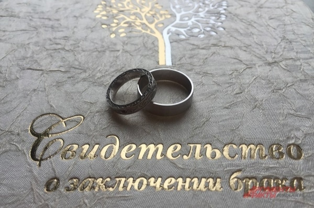    В некоторых поселениях Татарстана перестанут регистрировать браки, разводы и другие акты гражданского состояния.