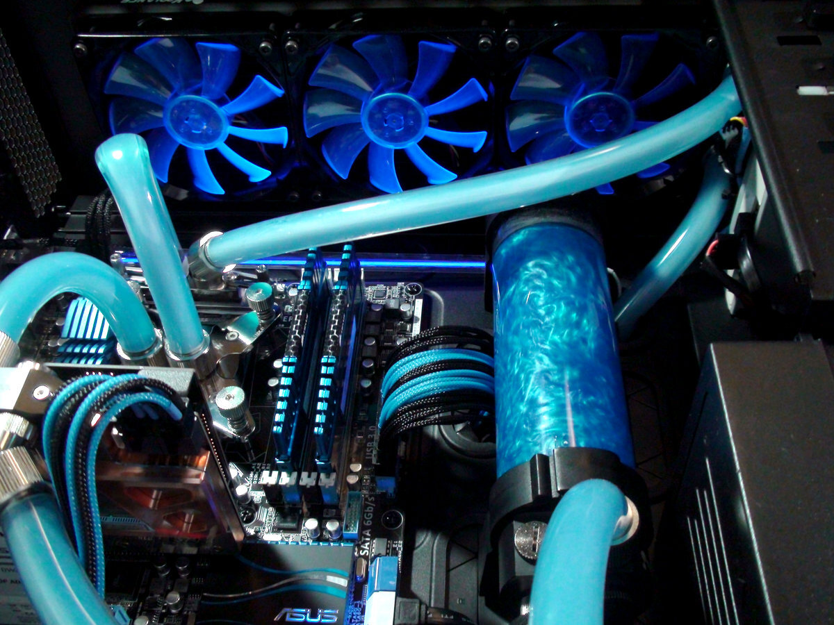 Кулер залман для корпуса на вдув. Охладительные радиаторы. Кулер охлаждения для компьютера. Выбор систем охлаждения. Silverstone водяное охлаждение 360.