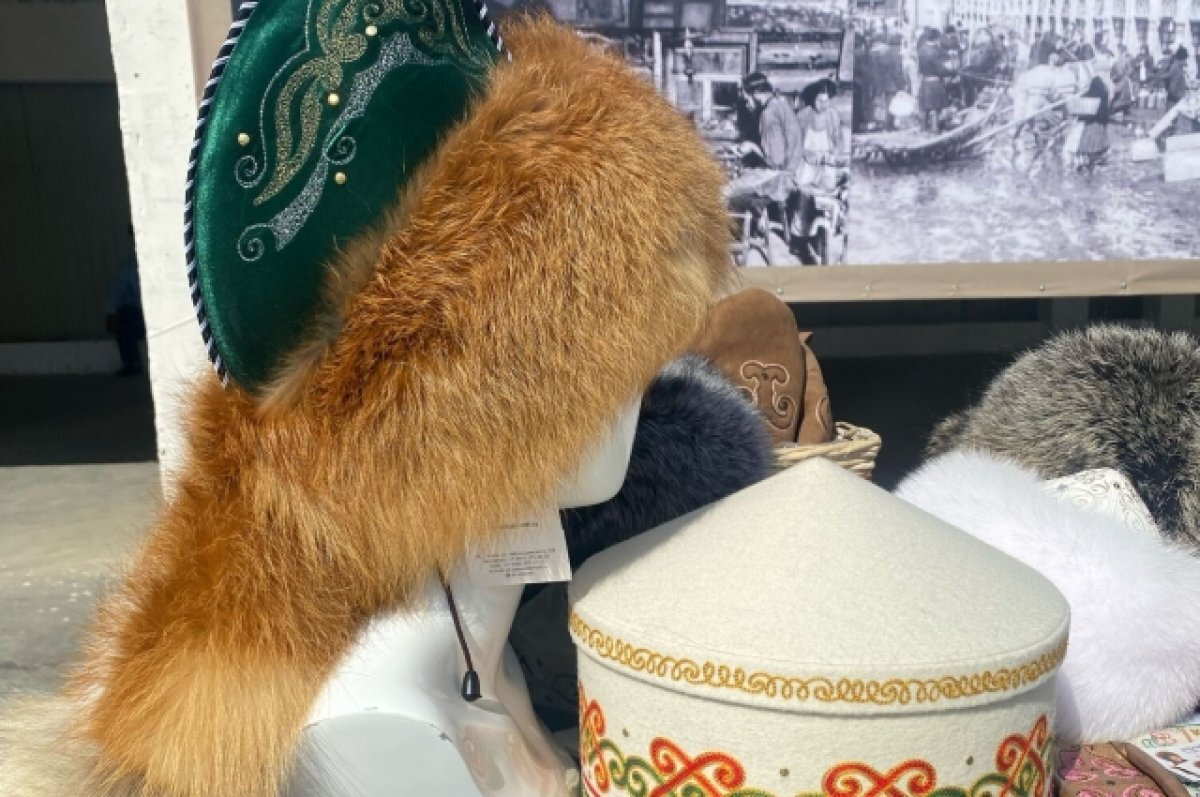    Турист пытался украсть в аэропорту Уфы сувениры и башкирскую шапку