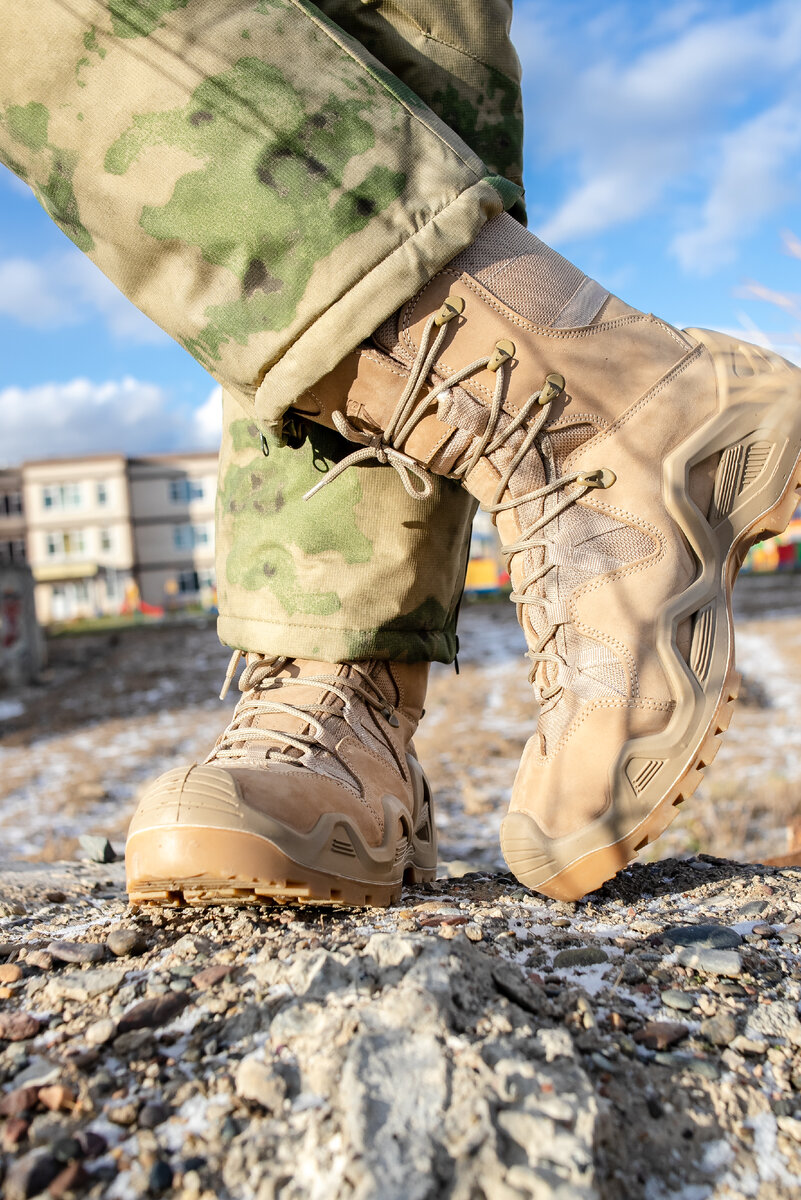 Эта модель обуви является качественным аналогом известного бренда LOWA. 