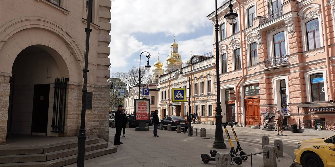 ПЕШЕХОДНЫЕ УЛИЦЫ ПЕТЕРБУРГА