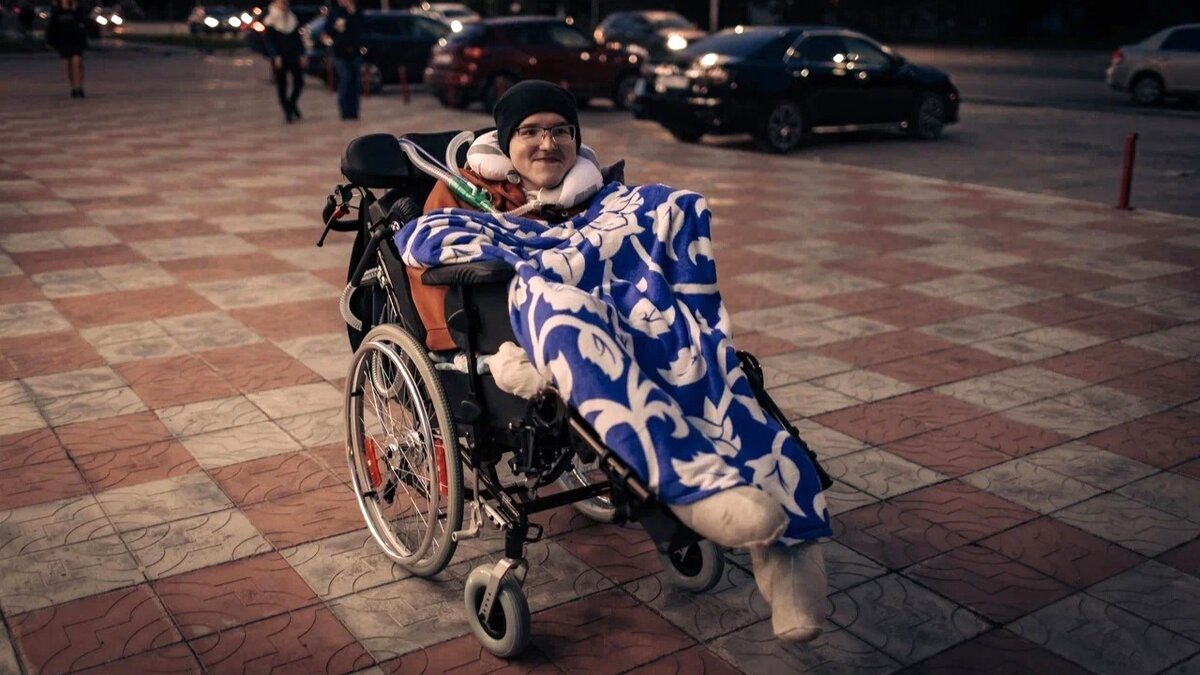    Сила воли. Нижневартовский блогер с мышечной дистрофией Дюшена поделился взглядом на жизнь