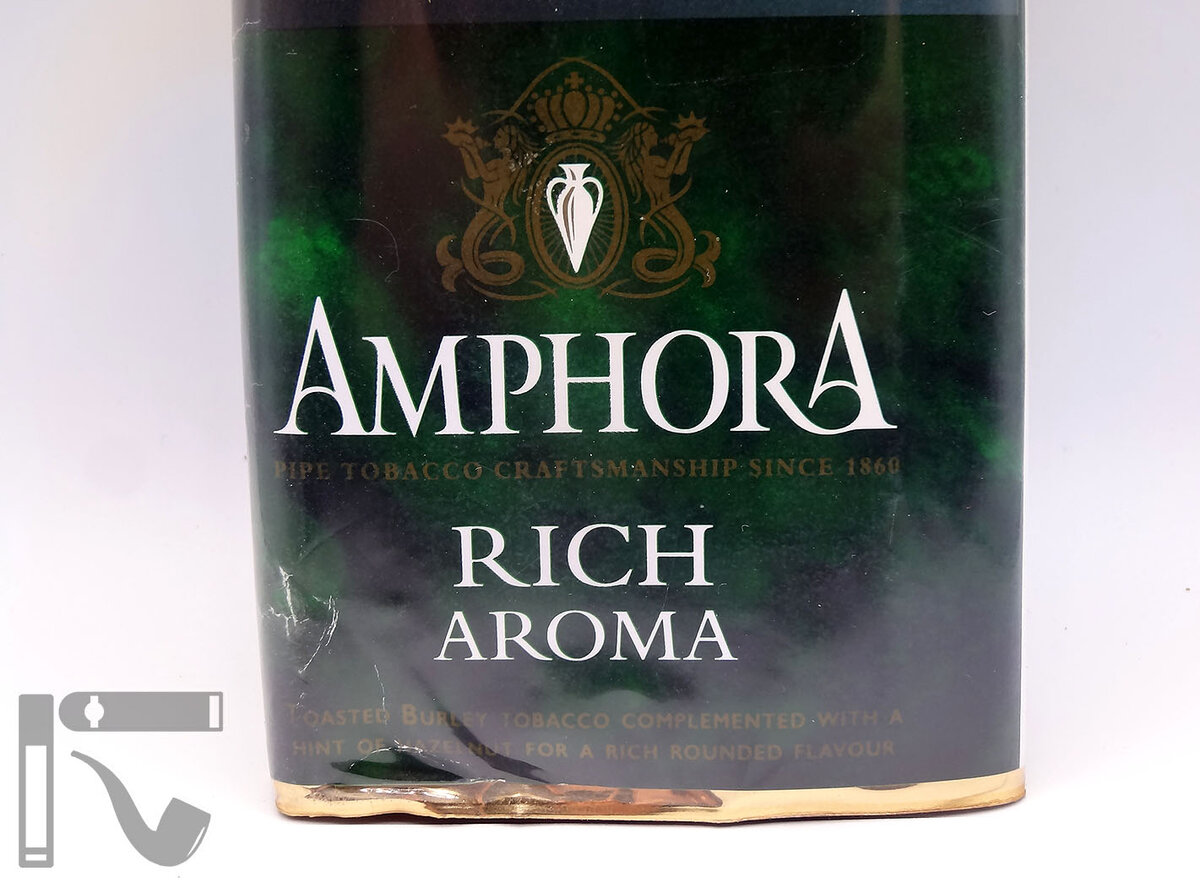 Трубочный табак Amphora Rich Aroma. Фото:©канал "Уголок Курильщика