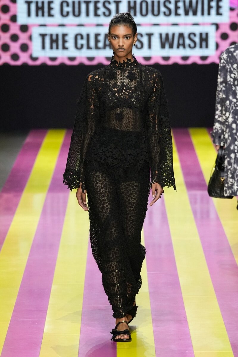 Gucci. Коллекция весна/лето 2024. Показ мод в Милане в сентябре 2023.