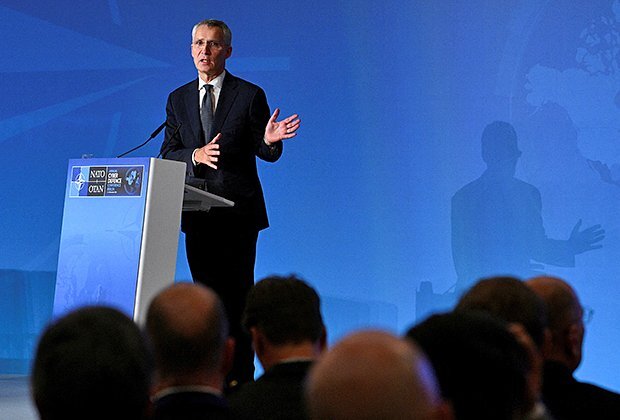    Генеральный секретарь НАТО Йенс Столтенберг выступает на конференции НАТО по киберзащите в Министерстве иностранных дел Германии, 9 ноября 2023 года. Фото: Annegret Hilse / Reuters