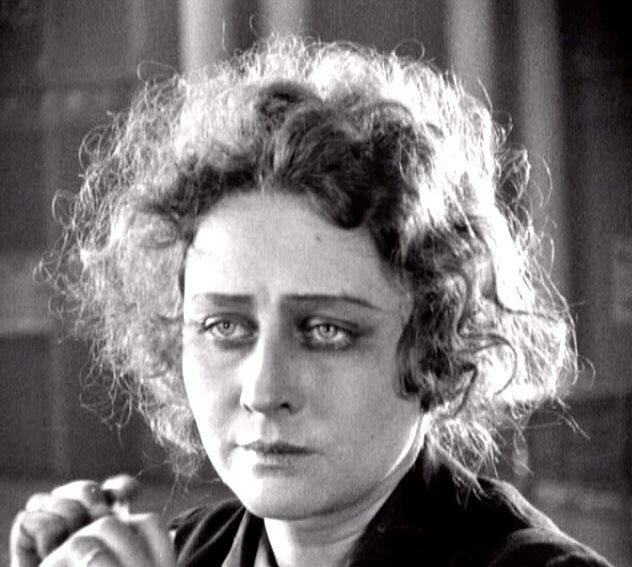 Валентина Куинджи в роли Наташи