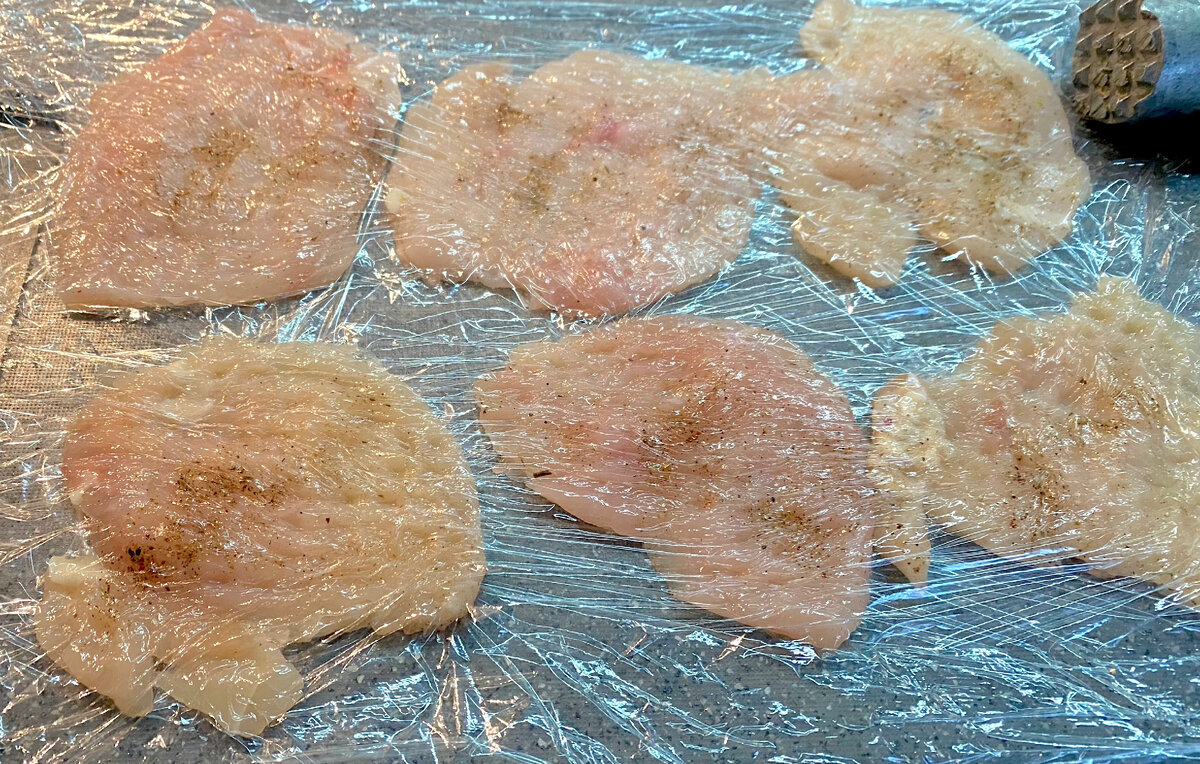 Как сделать грудку не сухой. Как сделать грудку не сухой. Филе куриное. Розочки из куриного филе. Как сделать грудку не сухой.