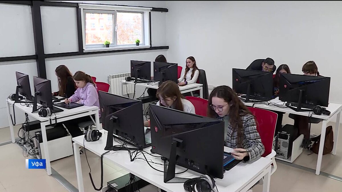    В Уфе открылась первая Школа креативных индустрий – сюжет “Вестей”