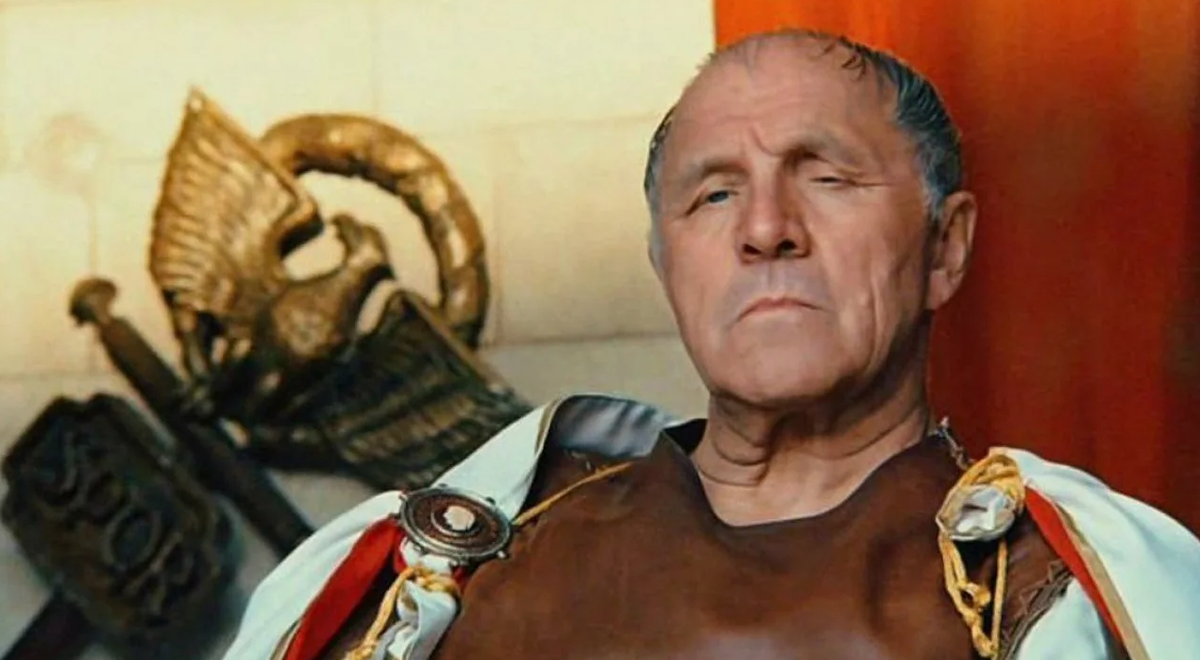 Михаил Ульянов в роли Понтия Пилата