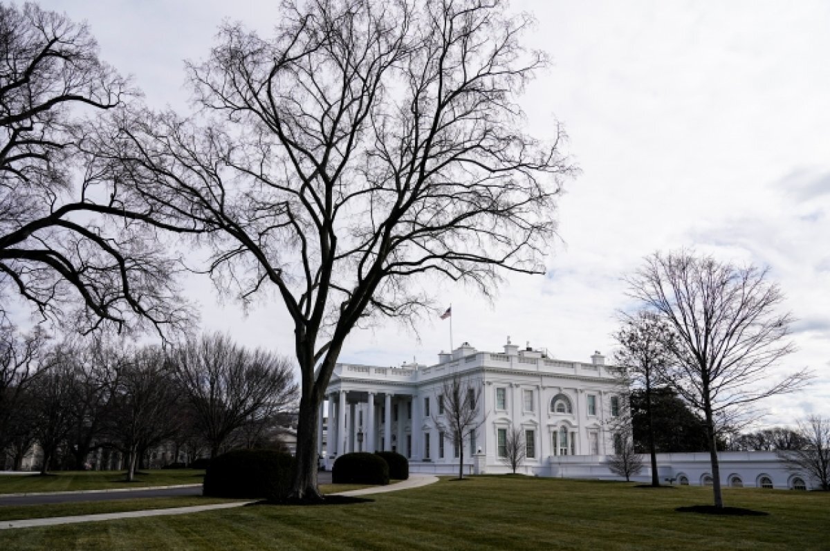    Bloomberg: США не одобрят помощь Украине минимум до середины декабря