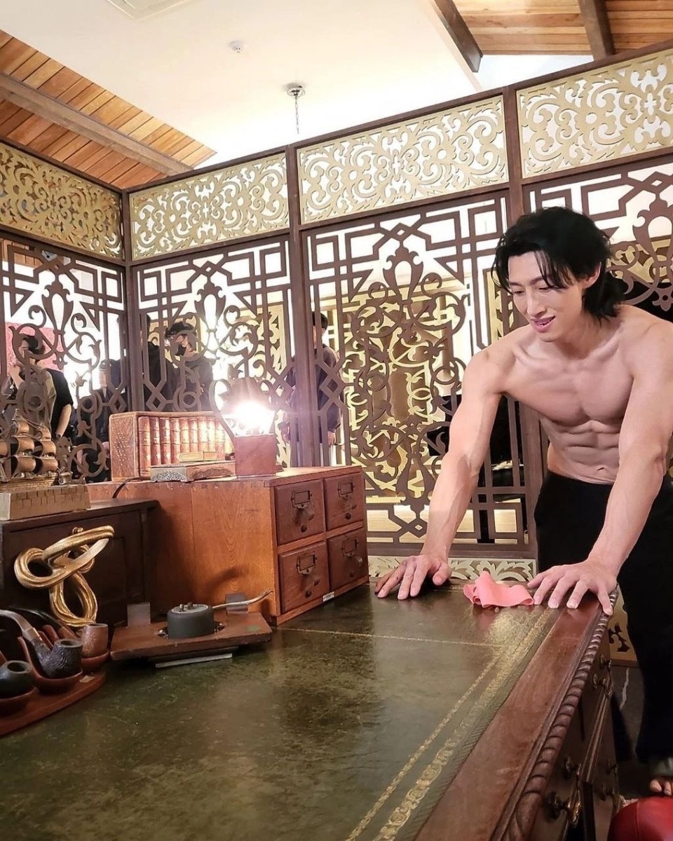 Актёр Кан Ги Ён