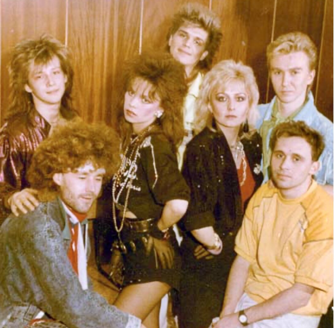 ирина аллегрова электроклуб. группа мираж 80-е. песенник 90-х годов. алла пугачева в молодости. группа мираж 1986.