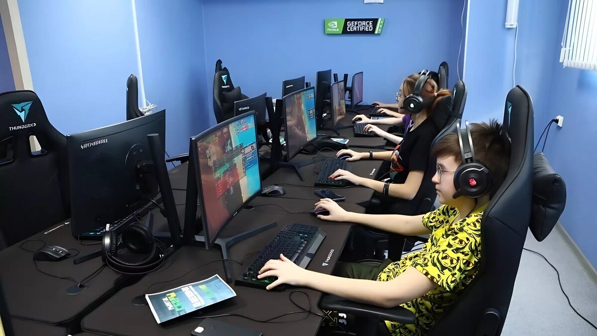     В Сургутском районе после перерыва состоится фестиваль цифровых видов спорта. Киберспорстсмены 2 и 3 декабря поборются за призовой фонд почти в полмиллиона рублей.