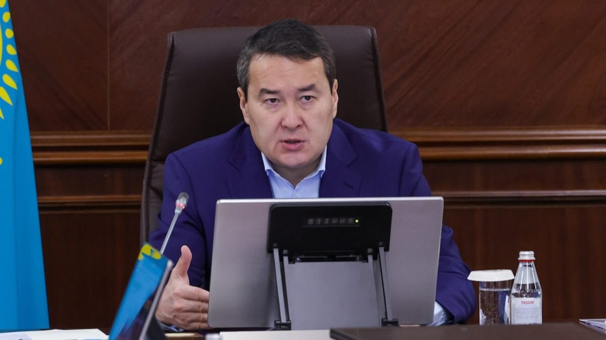    Фото: пресс-служба премьер-министра Август Макаров