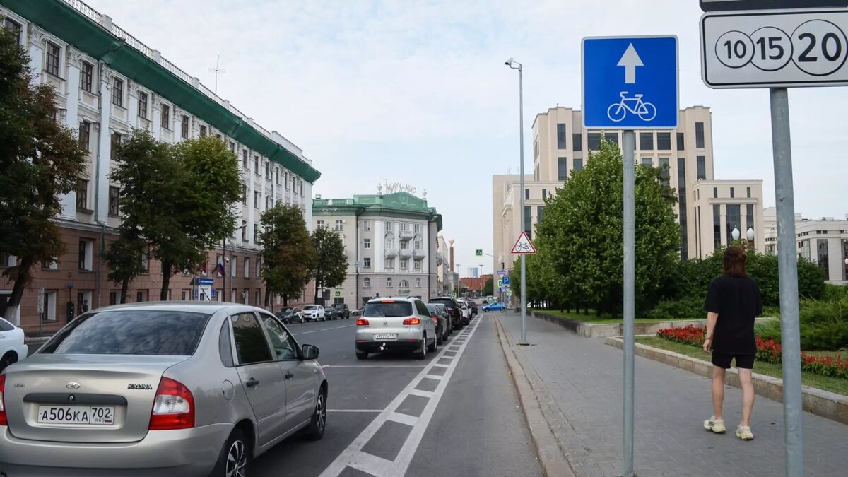     В Новочеркасске 50-летний велосипедист попал в больницу после ДТП с тягачом, об этом сообщили в пресс-службе УГИБДД по Ростовской области.