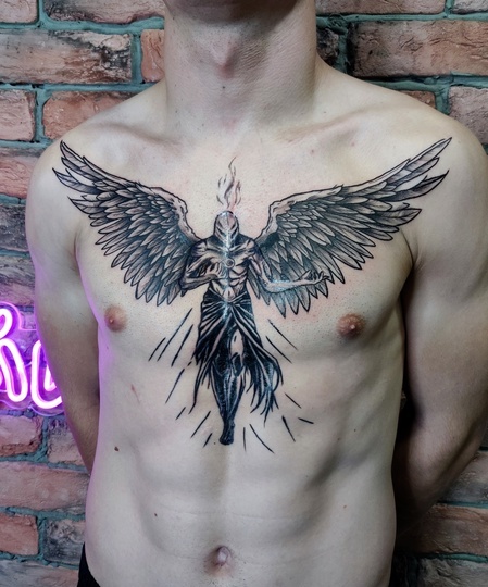 Татуировки и работа: как влияет татуировка на карьеру и принятие обществом?