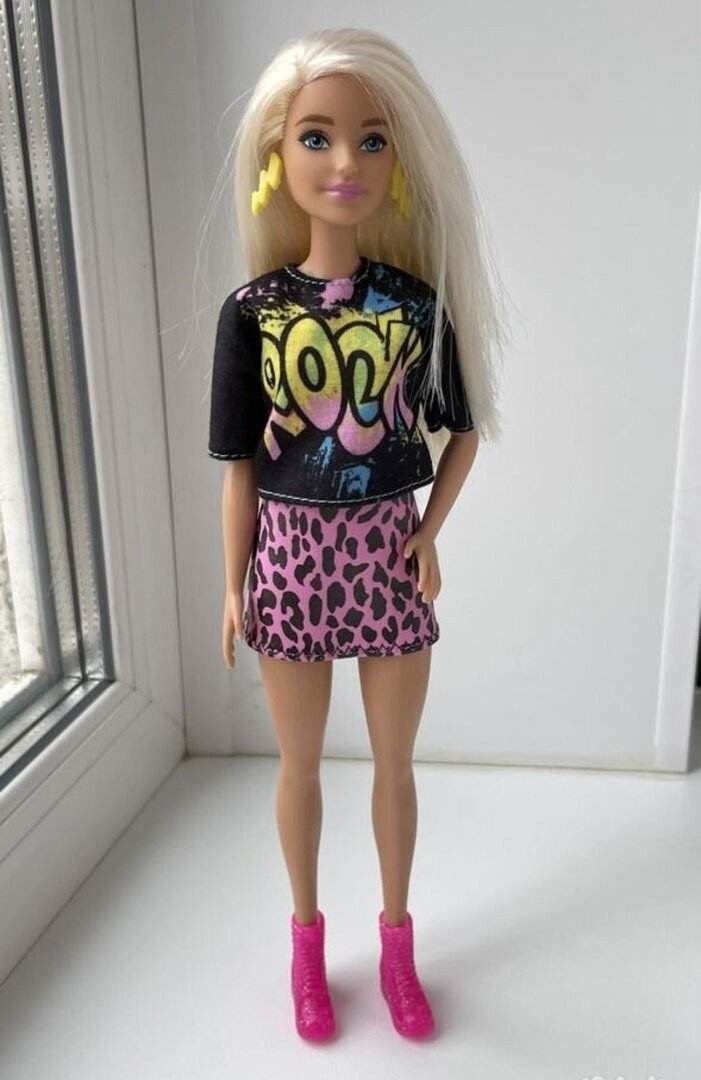 Fashionistas рок - классная, но нет шарниров