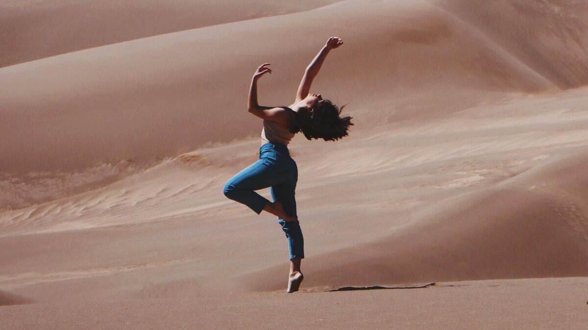    Эксперт рассказала, можно ли научиться танцевать в зрелом возрасте© Unsplash / Hudson Hintze