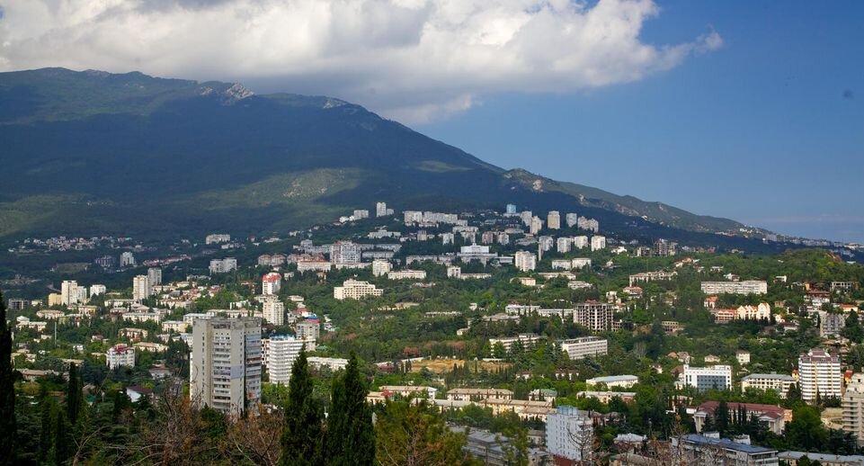 Новый семикилометровый гидротоннель прорубили в Крыму под Ай-Петри для подачи воды в Ялту.