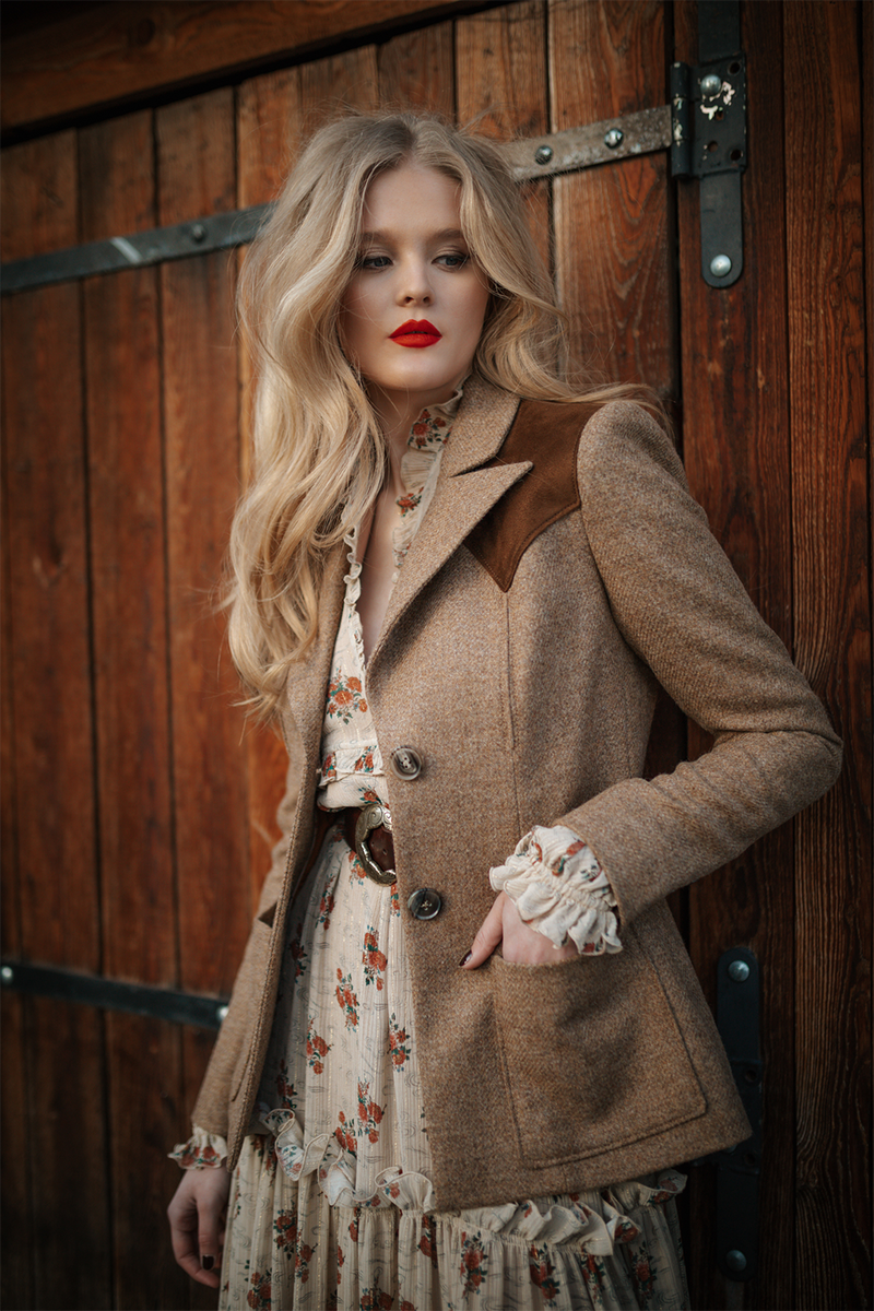 №2. Лена Хошек 2023-24