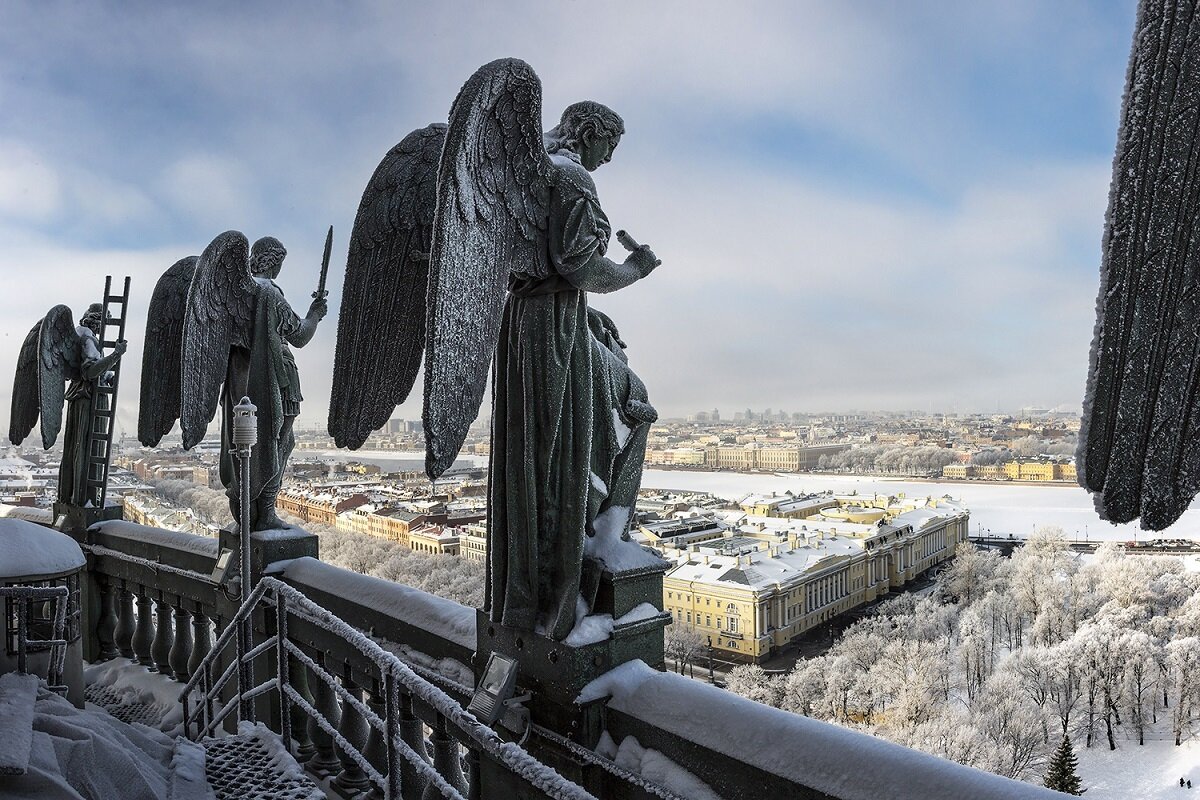 Ангелы спб фото Парящие над Петербургом ангелы. АПАТИЧНЫЙ ПЕТЕРБУРГ Дзен