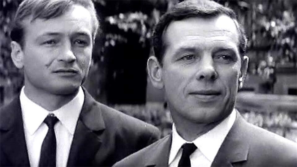 "Бекас", он же Павел Синицин, в исполнении Ножкина (слева) и "Надежда", он же Михаил Тульев исполнении Жжёнова. Фото из открытых источников сети Интернет. 