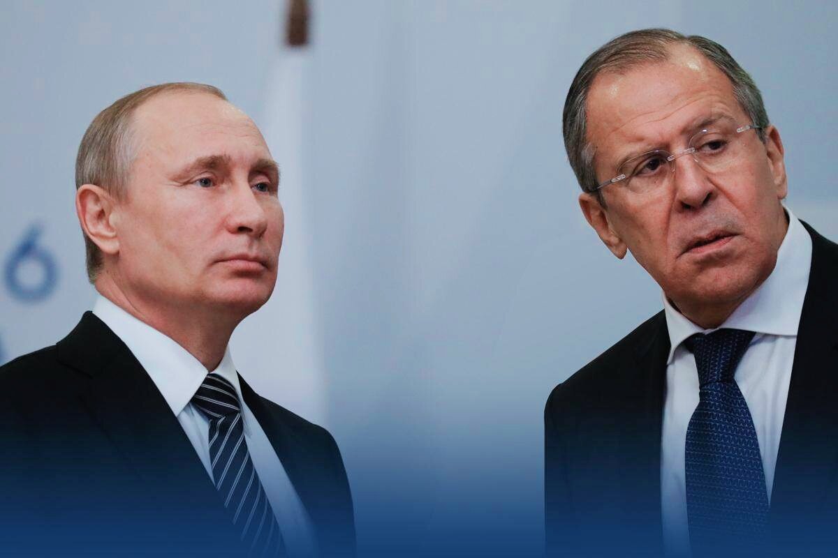 Из открытых источников в интернете. Президент РФ Владимир Путин и глава МИД РФ Сергей Лавров. 