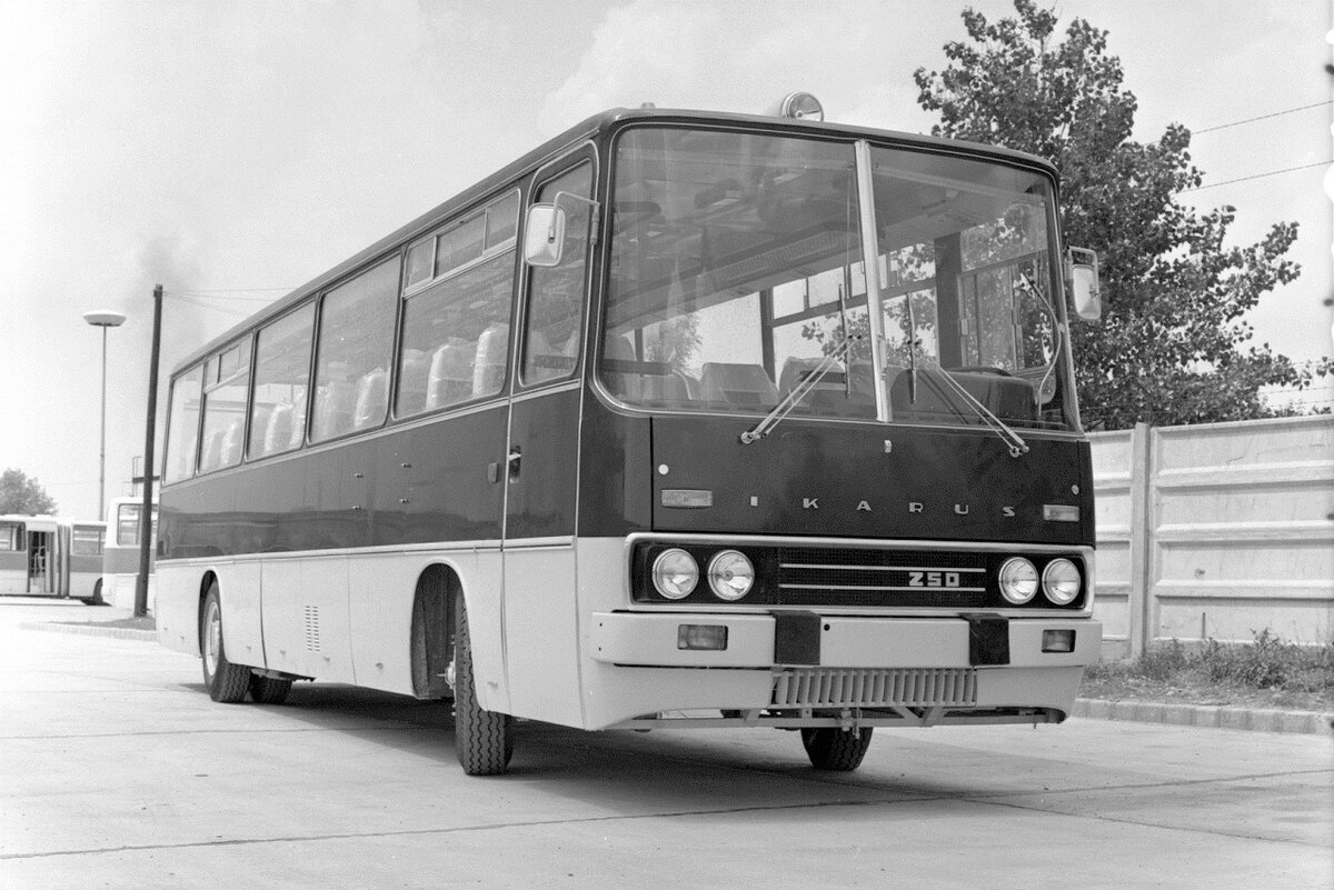 Ikarus 250 автодом