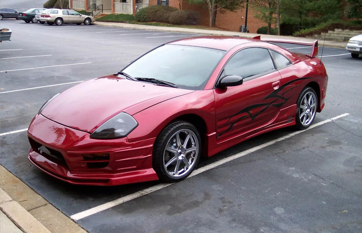 Mitsubishi Electric-резвая старушка цепляющая взгляды